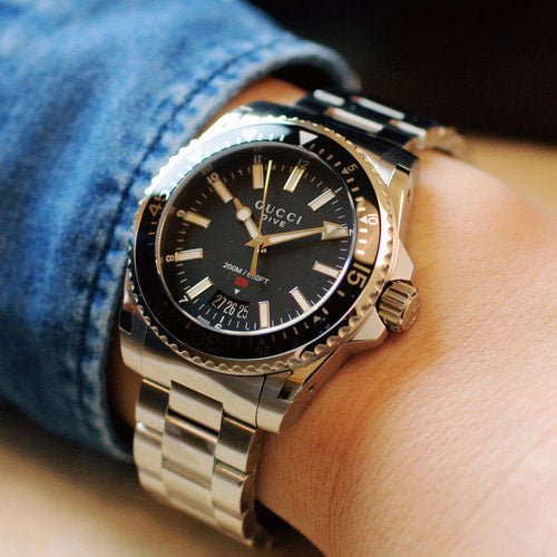 Gucci Men’s Swiss Made Quartz Stainless Steel Black Dial 40mm Watch YA136301A
