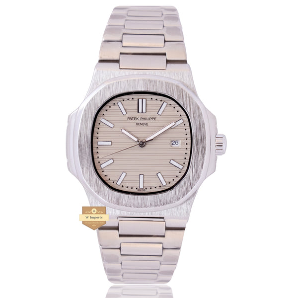 NEW LATEST COLLECTION  SILVER WITH GREY DAIL CHAIN WATCH