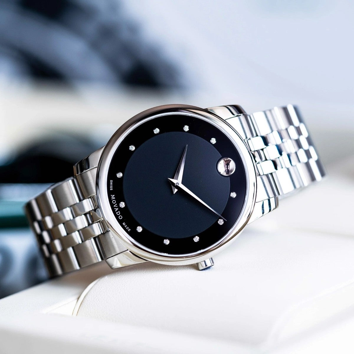 Movado Men’s Quartz Swiss Made Stainless Steel Black Dial 40mm Watch 0606878