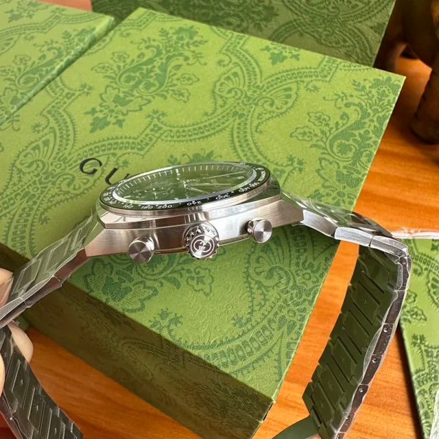 Gucci Men’s Swiss Made Quartz Silver Stainless Steel Green Dial 41mm Watch YA142318